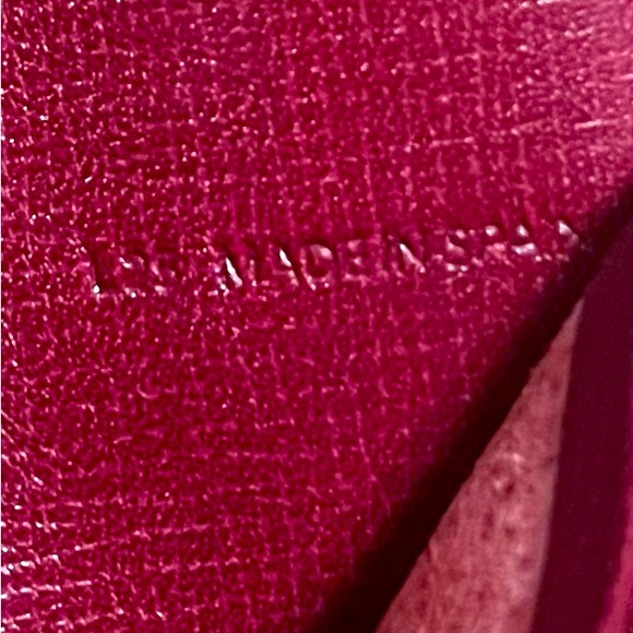 Cartier Bordeaux Unisex Must de Cartier Bifold Wallet - Picture 10 of 16